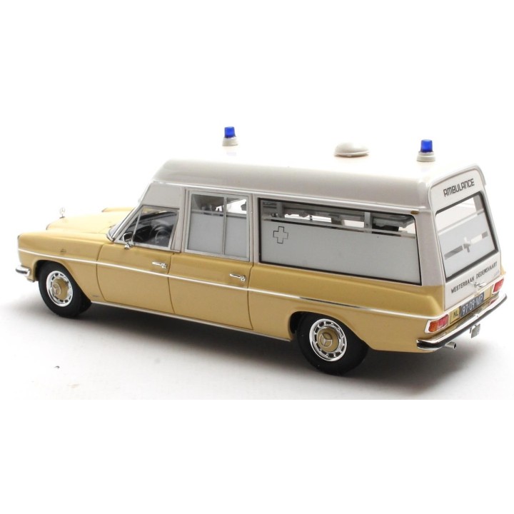 MATRIX MX41302-282 Mercedes-Benz V114 Visser Ambulance Westerbaan Dedemsvaart 1969 - 1973