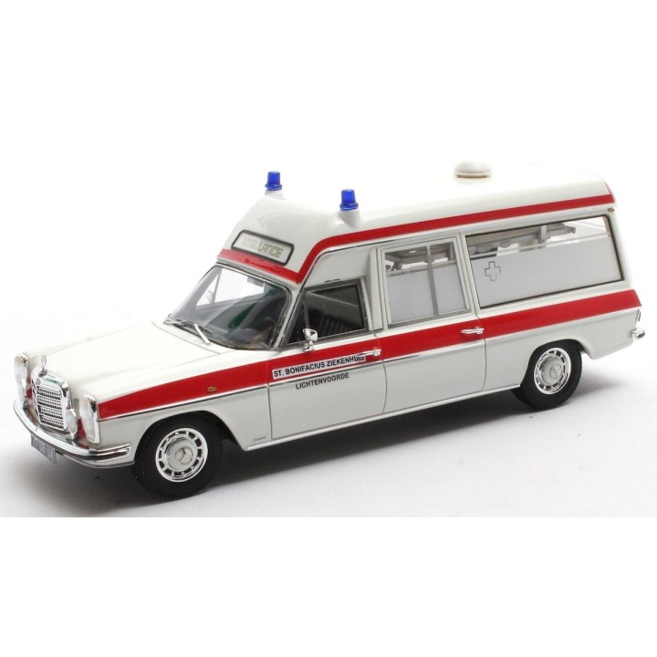 MATRIX MX41302-283 Mercedes-Benz V114 Visser Ambulance St Bonifacius Lichtenvoorde 1969 - 1973