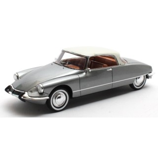MATRIX MX50304-101 Citroen DS21 Grand Palais