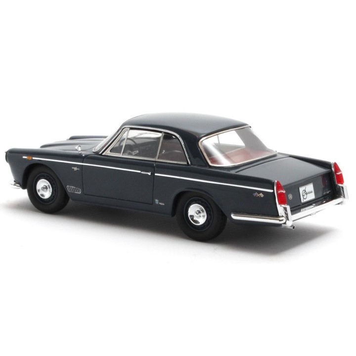 MATRIX MX40102-052 Alfa Romeo 2000S Coupé by Michelotti - Vignale 1958