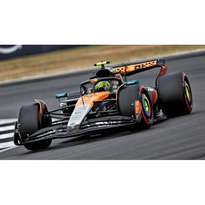 1/18 SPARK 18S1010 McLaren MCL39 n°4 Norris Vainqueur Silverstone 2025 %
