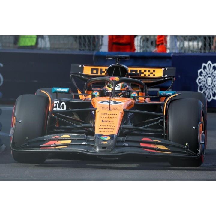 MINICHAMPS 537255081 McLaren MCL39 Piastri Monaco 2025 %
