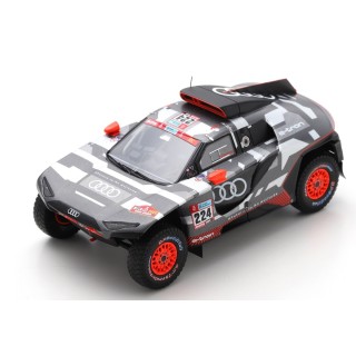 SPARK S3186 Audi RS Q e-tron n°224 Ekström Dakar 2022