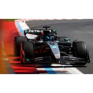 SPARK S9616 Mercedes W16 n°63 George Russell Winner Montreal 2025 %