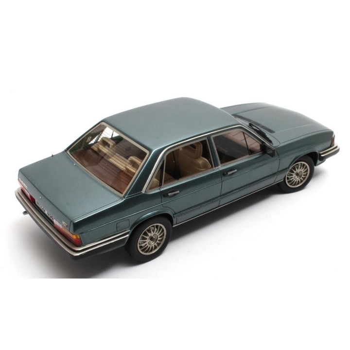 1/18 CULT CML146-2 Audi 200 5T typ 43 1980 - 1982 %