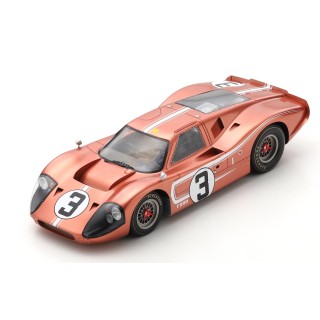 1:18 SPARK 18S682 Ford GT40 Mk IV n°3 24H Le Mans 1967