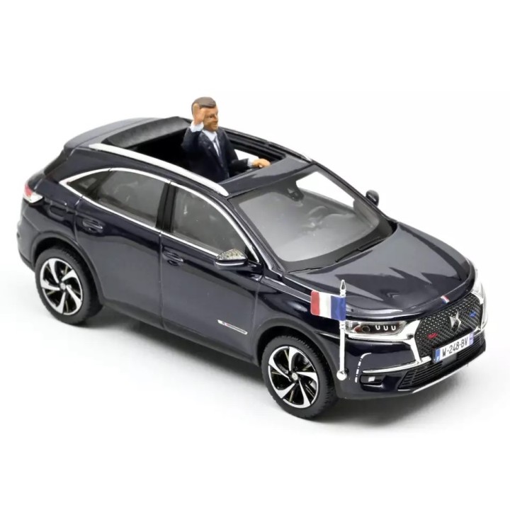 NOREV 170012 DS 7 Crossback Emmanuel Macron 2017