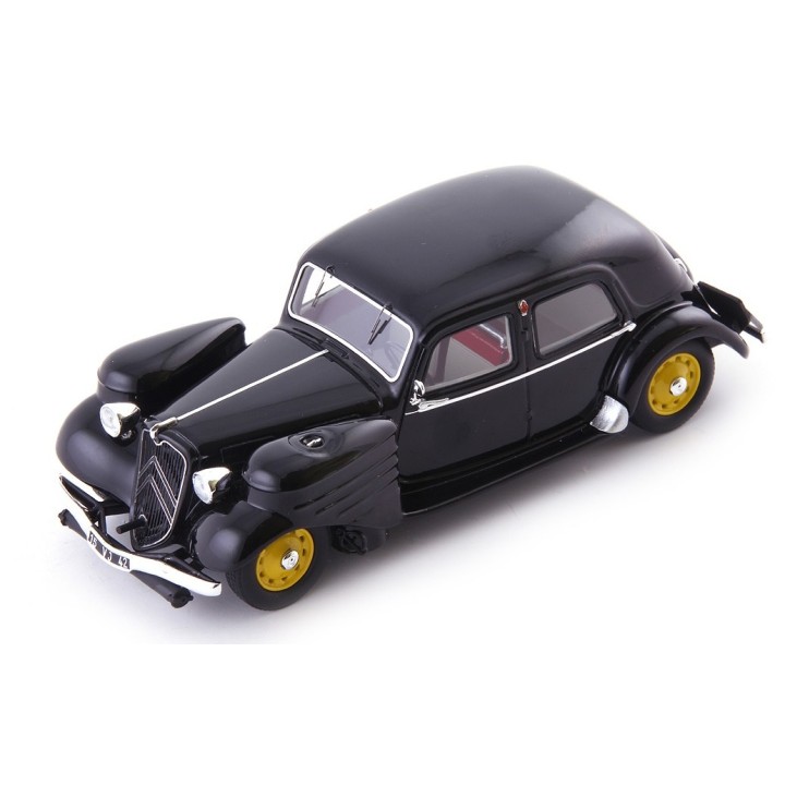 AUTOCULT 05047 Citroen 11 Berline Gazogène 1938 AUTOCULT 05047 Citroen 11 Berline Gazogène 1938