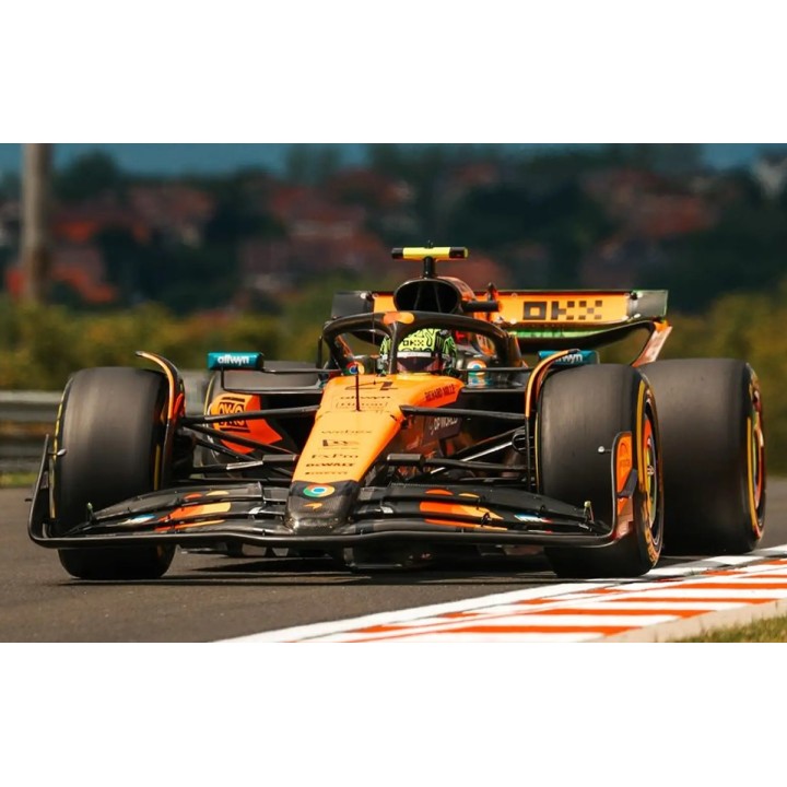 MINICHAMPS 537255604 McLaren MCL39 Lando Norris Vainqueur Hungaroring 2025 % MINICHAMPS 537255604 McLaren MCL39 Lando Norris Vainqueur Hungaroring 2025 %