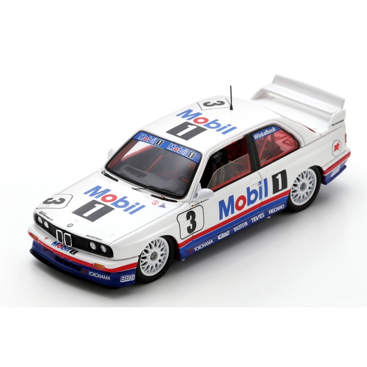 SPARK SA247 BMW E30 M3 n°3 Joachim Winkelhock Macau 1992
