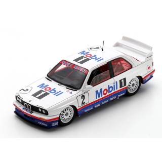 SPARK SA249 BMW E30 M3 n°2 Roberto Ravaglia Macao 1992 %