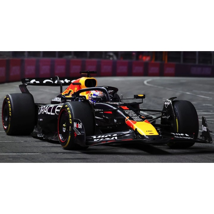 SPARK S9669 Red Bull RB21 n°1 Verstappen Vainqueur Las Vegas 2025 %