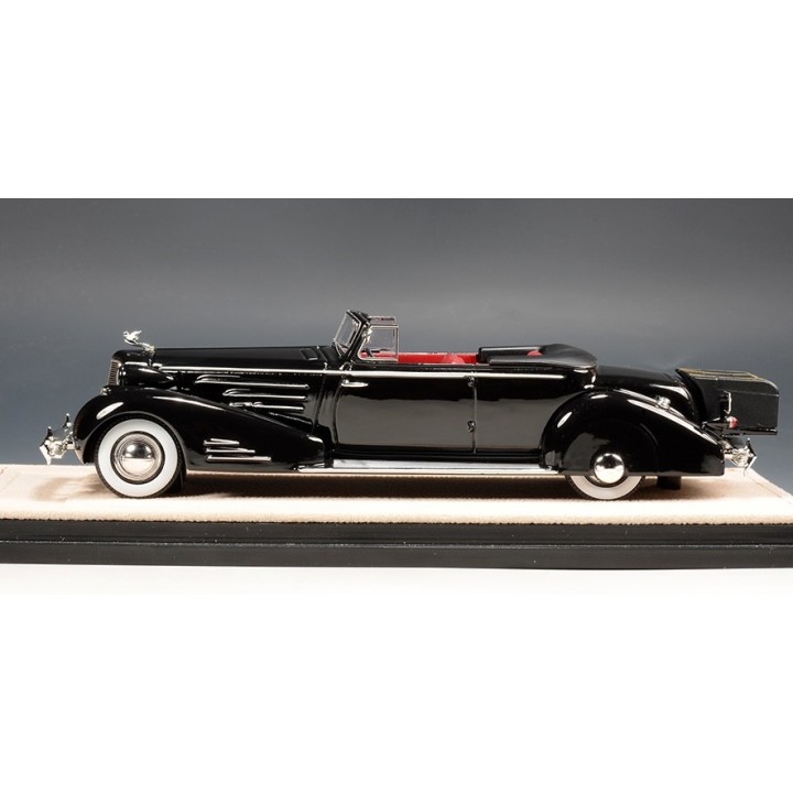 STAMP STM34803 Cadillac 452D V16 Victoria Convertible Coupe 1934 %