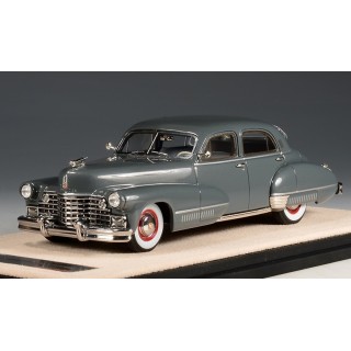 STAMP STM42214 Cadillac Sixty Special 1942 %