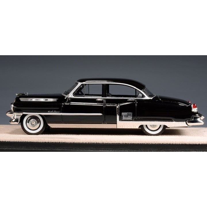 STAMP STM53202 Cadillac Fleetwood Sixty Special 1953 %