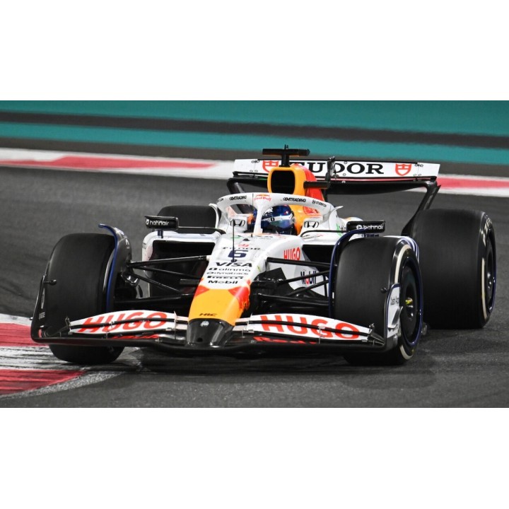 SPARK S9681 Racing Bulls VCARB 02 n°6 Isack Hadjar Abu Dhabi 2025 %