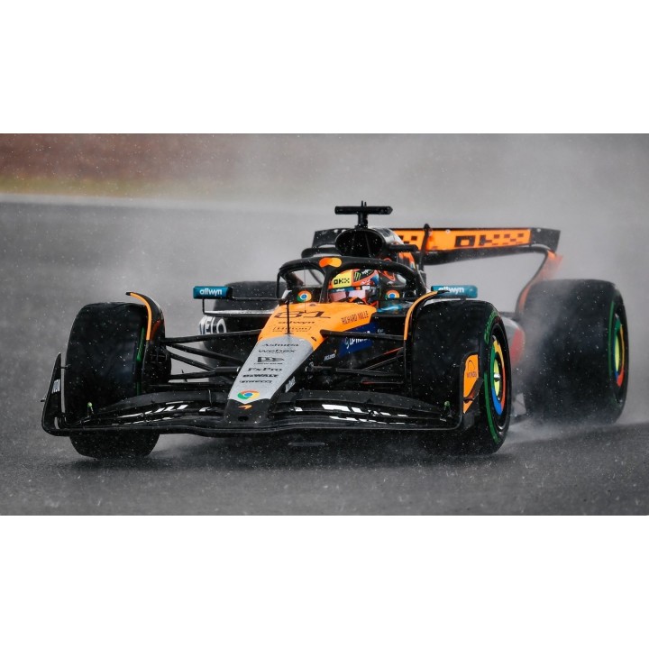 MINICHAMPS 537255481 McLaren MCL39 n°81 Oscar Piastri Silverstone 2025 %
