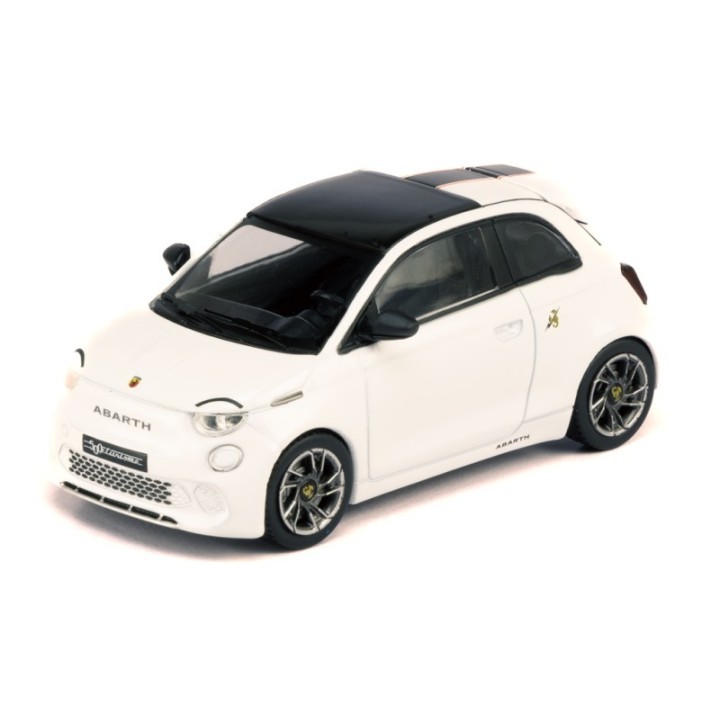 IXO MOC345.22 FIAT Abarth 500e 2024