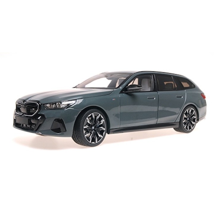 1:18 MINICHAMPS 110023600 BMW i5 M60 Touring 2024