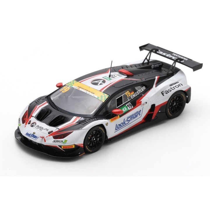 SPARK SA313 Lamborghini Huracán GT3 Evo 2 n°19 Luca ENGSTLER Macau GT Cup - FIA GT World Cup 2025 %