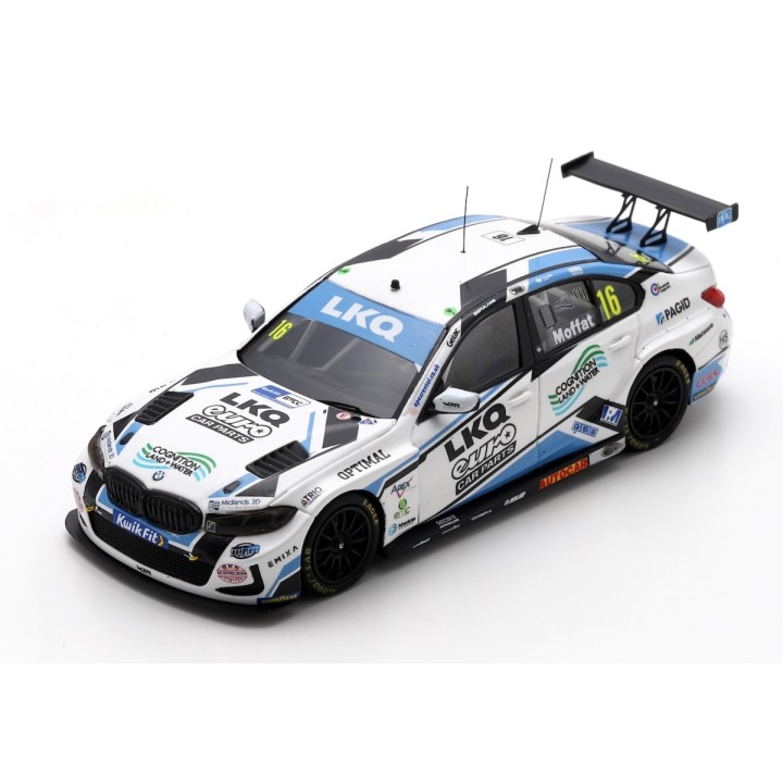 SPARK UK035 BMW 330i n°16 Aidan Moffat BTCC 2025