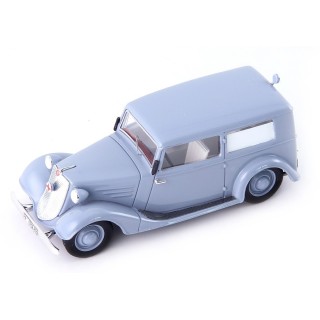 AUTOCULT 12022 Tatra 57B Sanitka Sodomka 1940 %