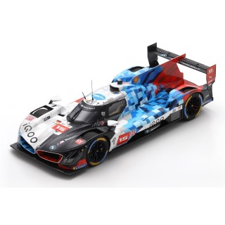 1/18 SPARK 18S1058 BMW M Hybrid V8 n°15 24H Le Mans 2025