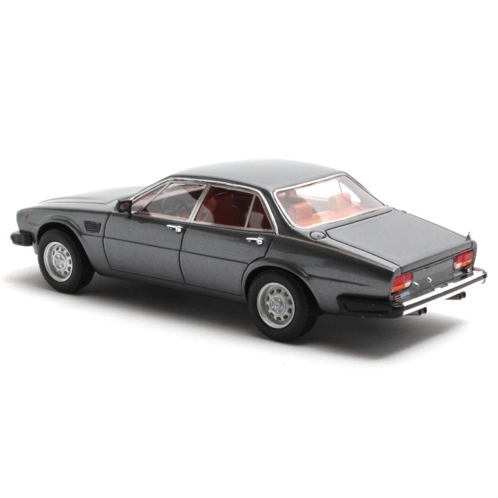 MATRIX MX40404-052 De Tomaso Deauville Series 2 1978 - 1985