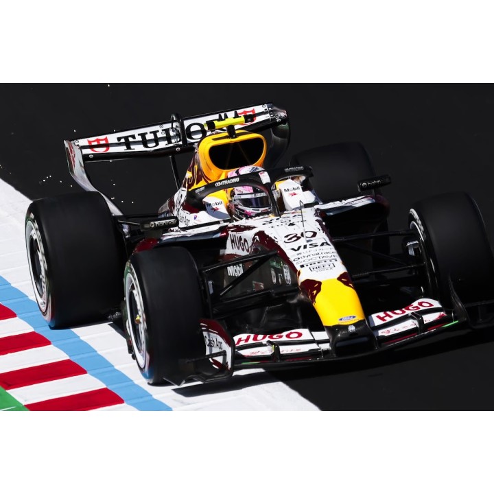 SPARK S9390 Racing Bulls VCARB 03 n°30 Liam Lawson Suzuka 2026 %
