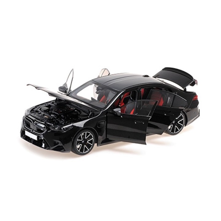 1:18 MINICHAMPS 110023801 BMW M5 2024