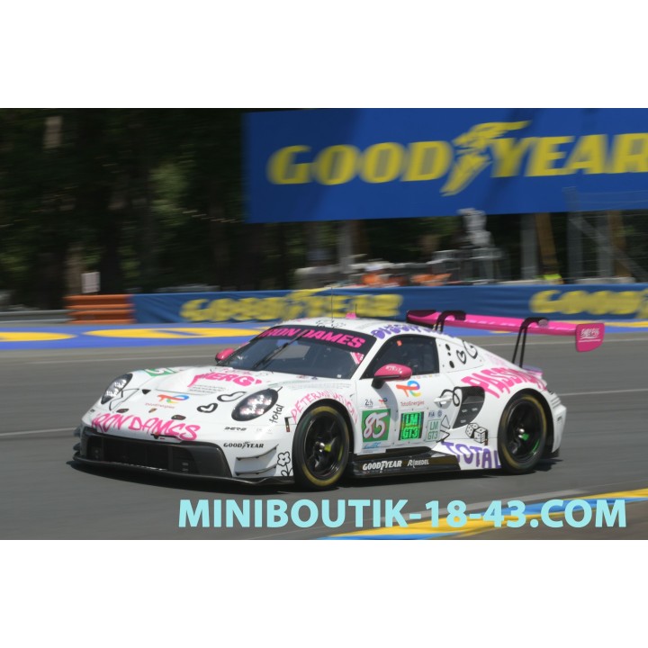 SPARK S9302 Porsche 911 GT3 R LMGT3 n°85 24H Le Mans 2025