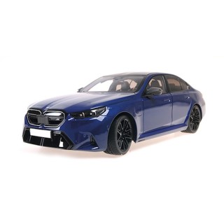 1:18 MINICHAMPS 110023802 BMW M5 2024