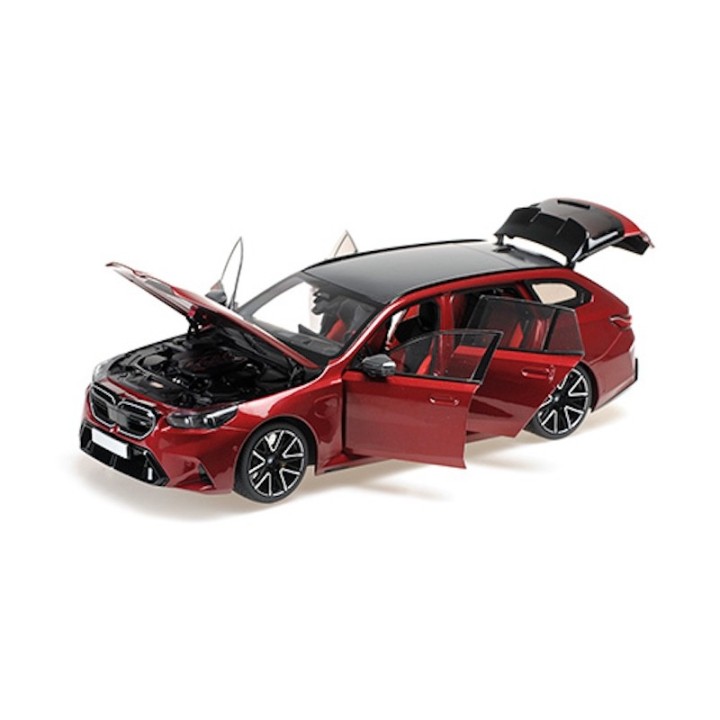 1:18 MINICHAMPS 110023900 BMW M5 Touring  2024